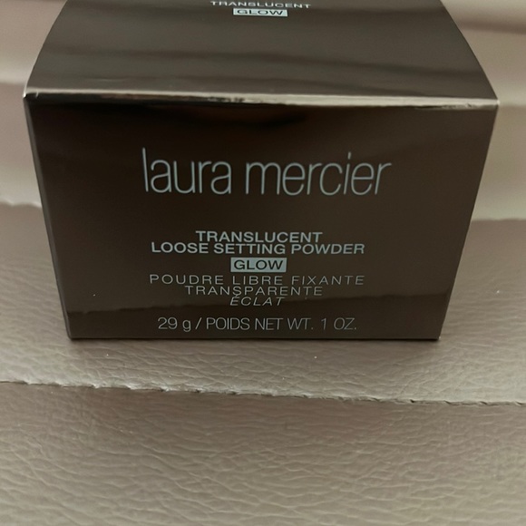 laura mercier Other - Laura Mercier glow translucent setting powder